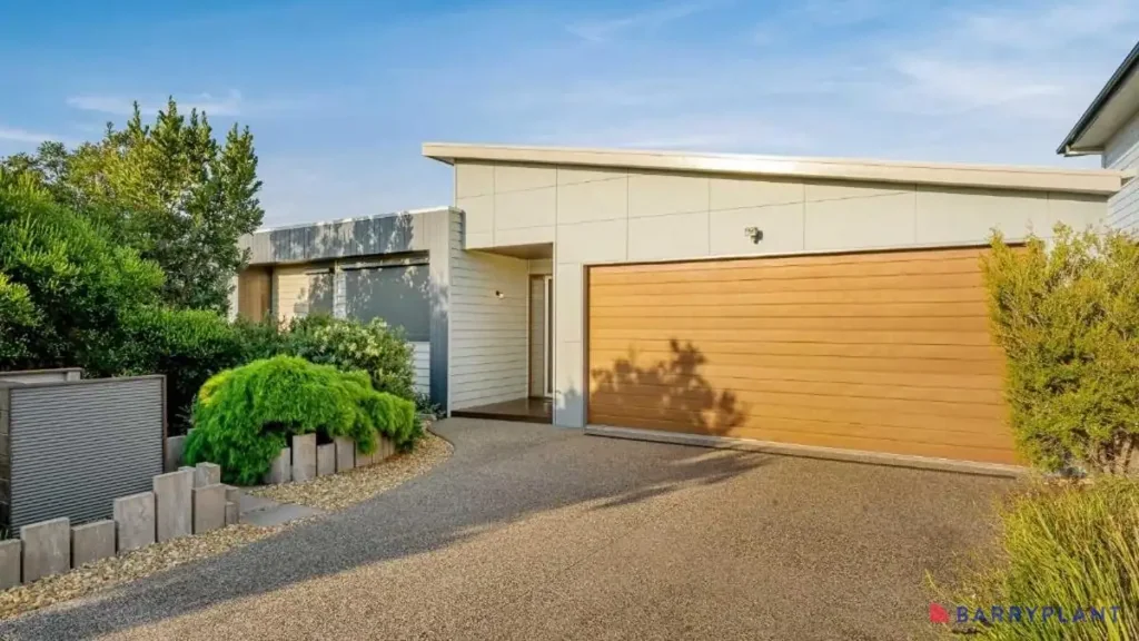 Cowes 4 Bedroom Coastal Living Meets Everyday Luxury in Shearwater Estate