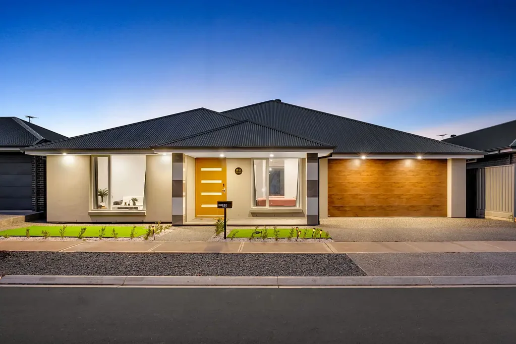 Virginia 5कमरा Exceptional Near New Multigenerational Property on Offer