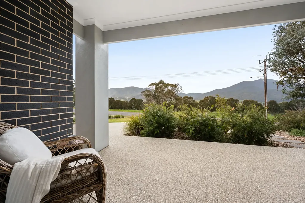 69 Kiewa Valley Highway, Tawonga South, VIC 3698