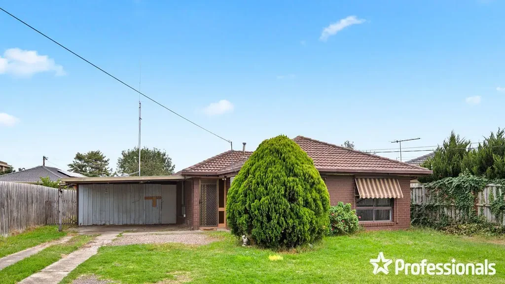 Comfortable Family Living in a Quiet Court Location