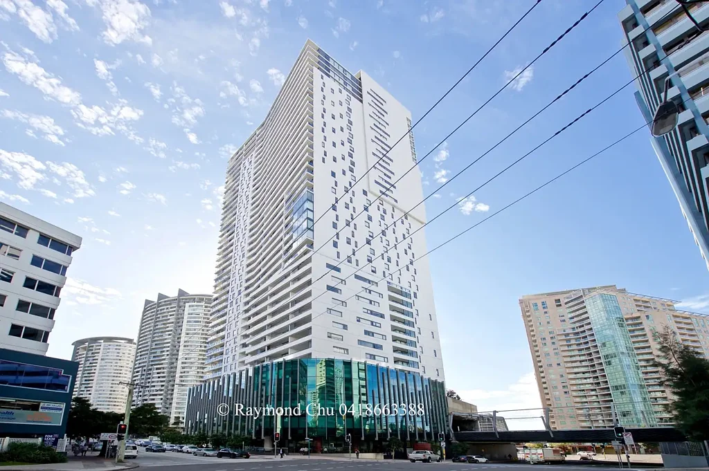 Chatswood 2chambre Modern elegance meets urban convenience in the heart of Chatswood