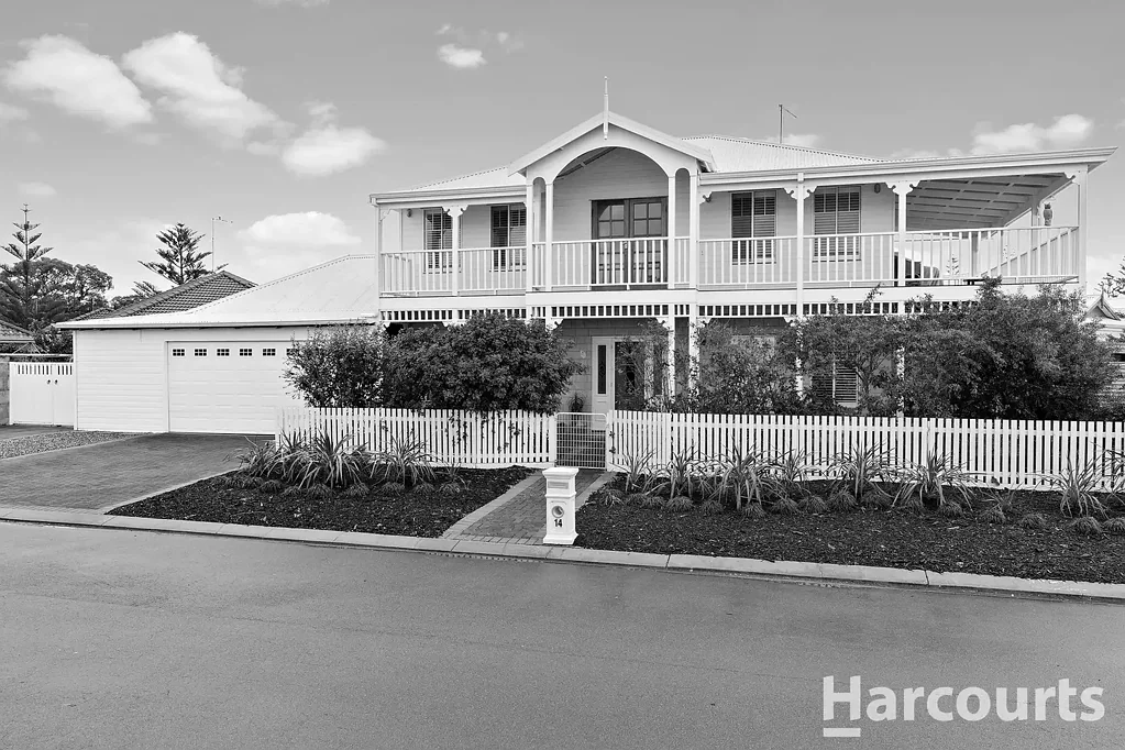 Falcon 3બેડરૂમ Under Offer by HARCOURTS Mandurah - Michael Goodwin