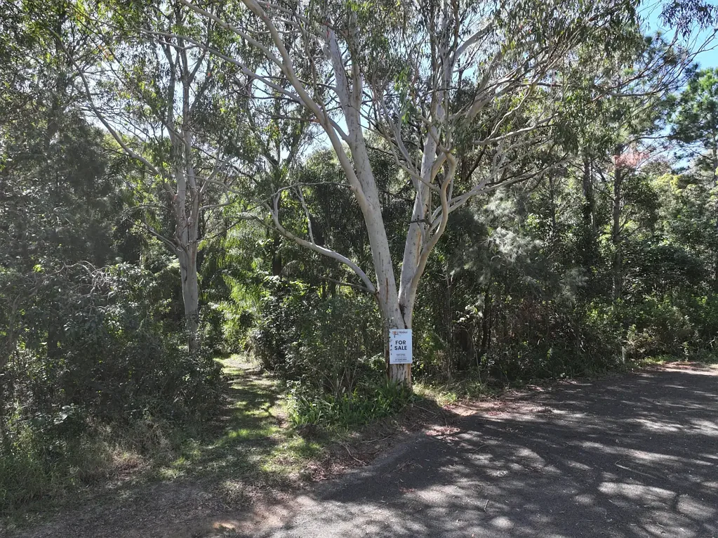 Russell Island PRIME LOCATION - WALK TO EVERYTHING!