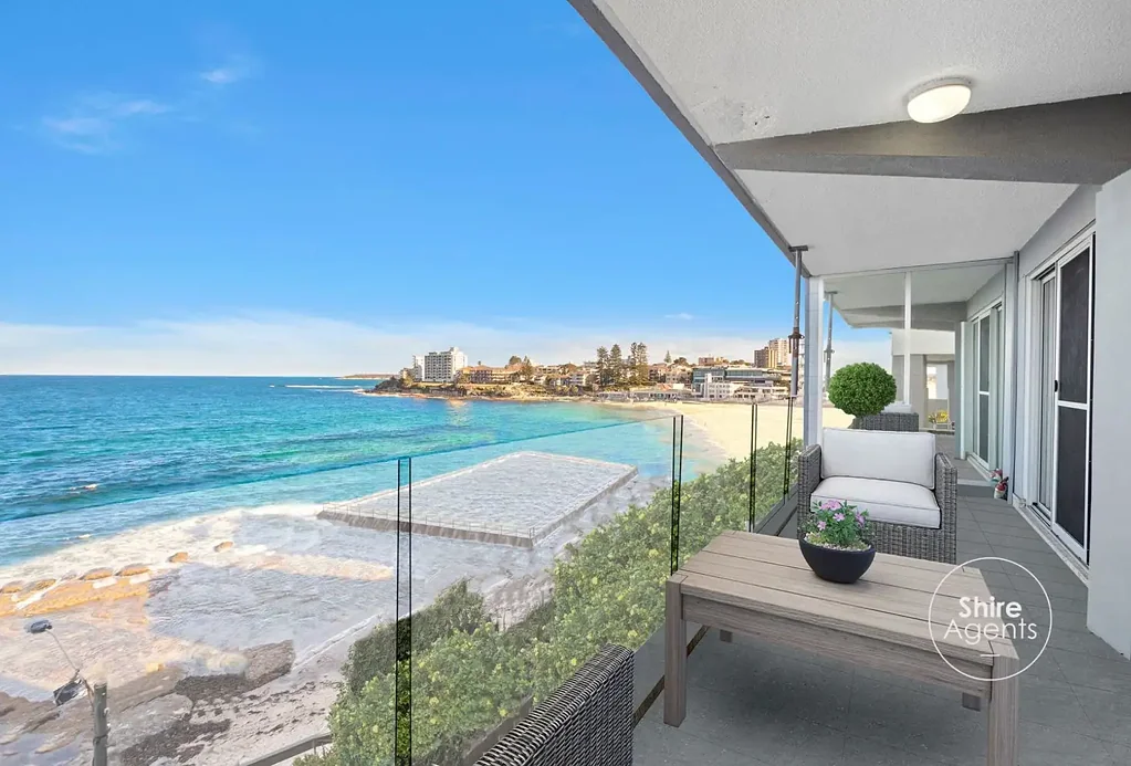 Fully Furnished Prime Beachfront + Esplanade Access