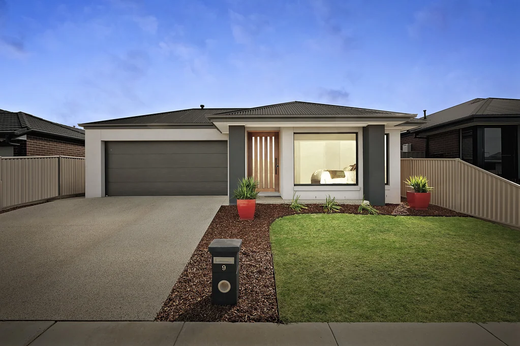 9 Parrot Street, Winter Valley, VIC 3358