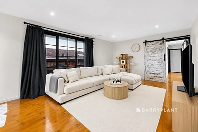 2/2 Adamson Road, Beaconsfield, VIC 3807, 3房, 1浴, House