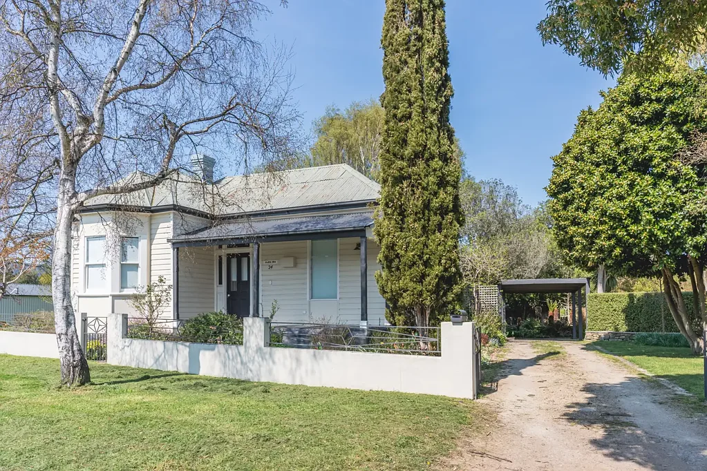 St Marys 3 Bedroom Private Riverfront Acreage