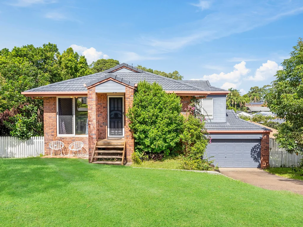 13 Periwinkle Crescent, Tugun, QLD 4224