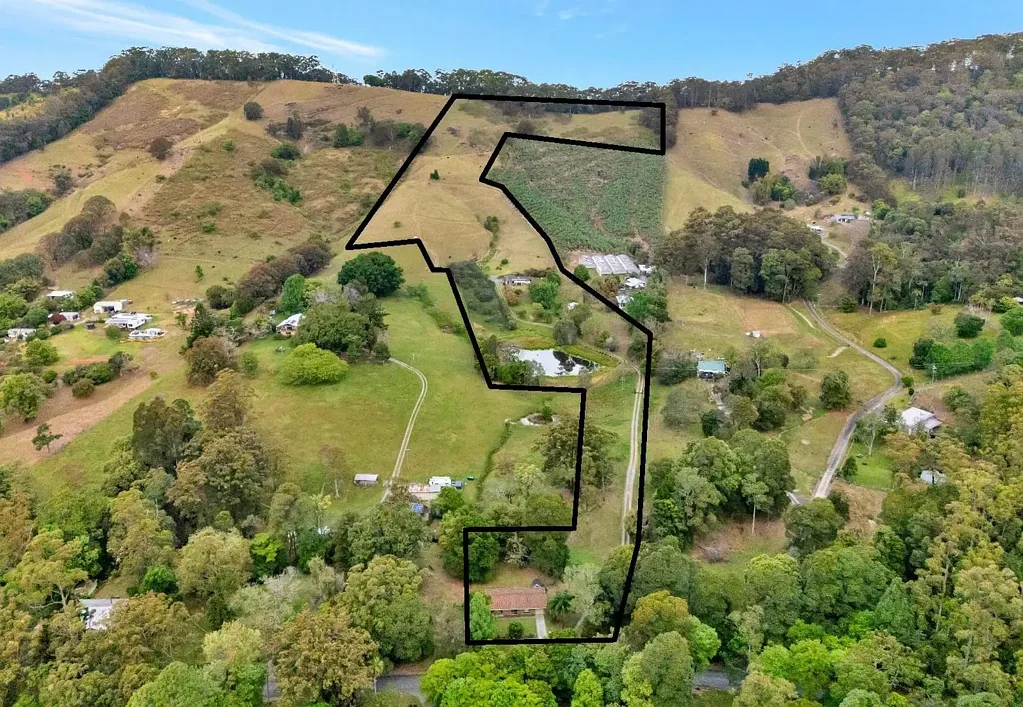 Boambee 4chambre Lifestyle Hobby Farm with two Houses close to Coffs Harbour