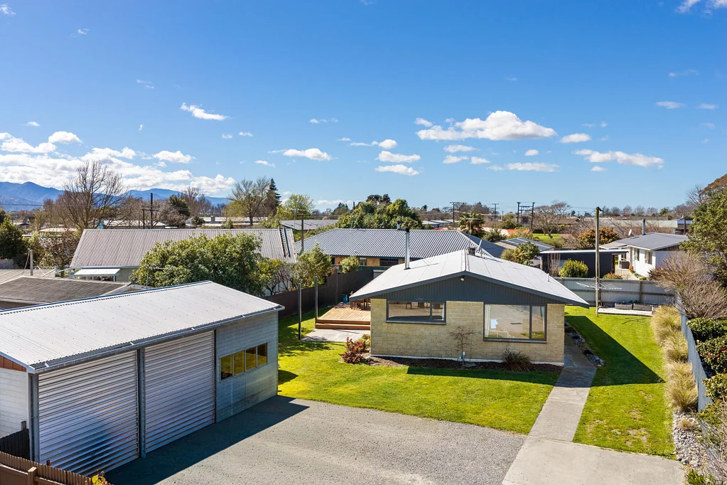 Renwick 3ਬੈੱਡਰੂਮ Renwick Living with Scope to Add Value
