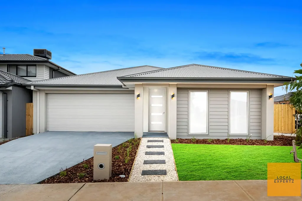 99 Kingdom Boulevard, Weir Views, VIC 3338