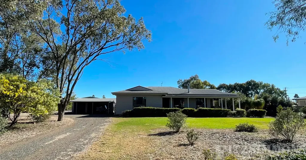 Dalby 4Zimmer POPULAR WEST DALBY – DID SOMEONE SAY SHED?