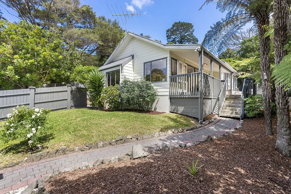 2 Abbeygate Street, Birkdale, North Shore City, Auckland