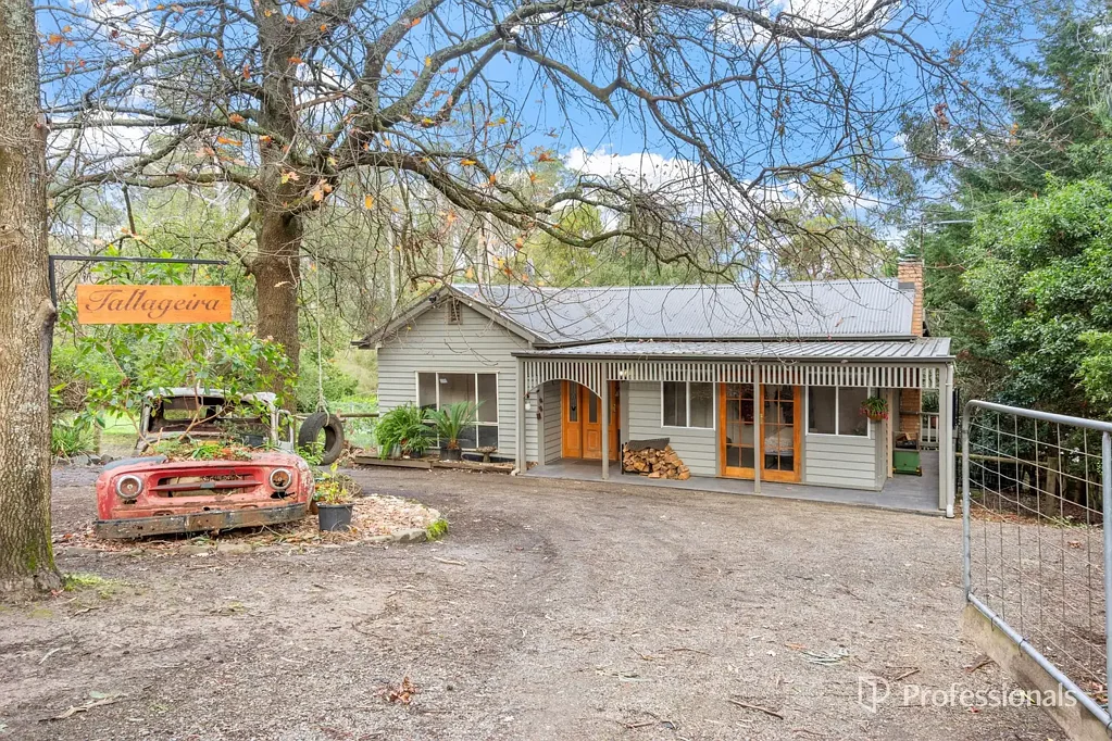 Don Valley 3Moenga COUNTRY CHARM, MODERN COMFORT & ROOM TO ROAM
