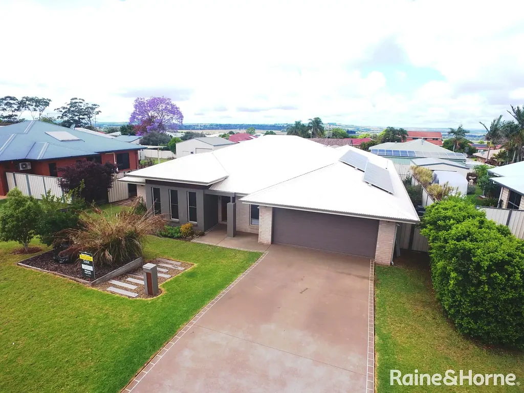 11 Bottlebrush Street, Kingaroy, QLD 4610