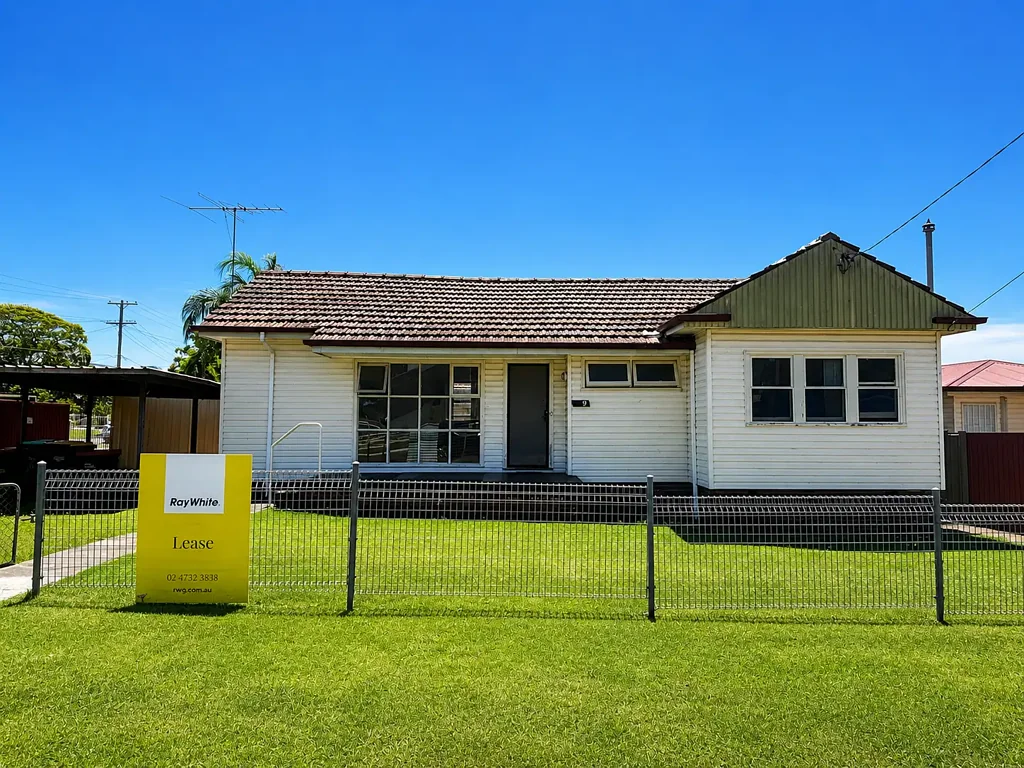 2 BEDROOM HOME WITH AIR CONDITIONING