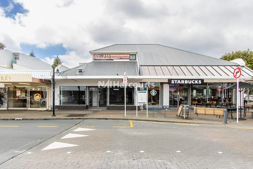 Browns Bay Refurbished Browns Bay Retail