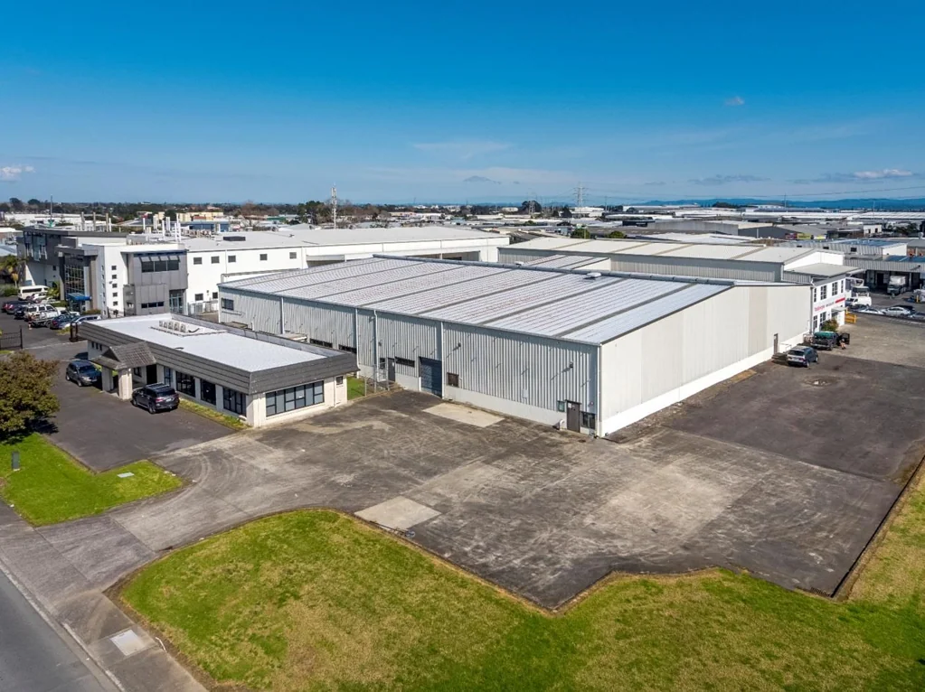 East Tamaki CBRE | 2,554sqm Excellent Profile In East Tamaki