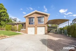 16 Larcombe Crescent, Fadden