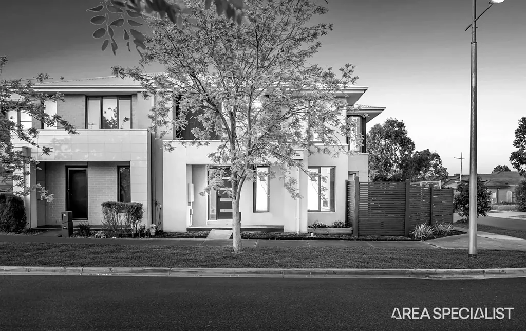 16 Mathoura Avenue, Werribee, VIC 3030