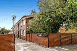 3/37 Gilbert Grove, Bentleigh