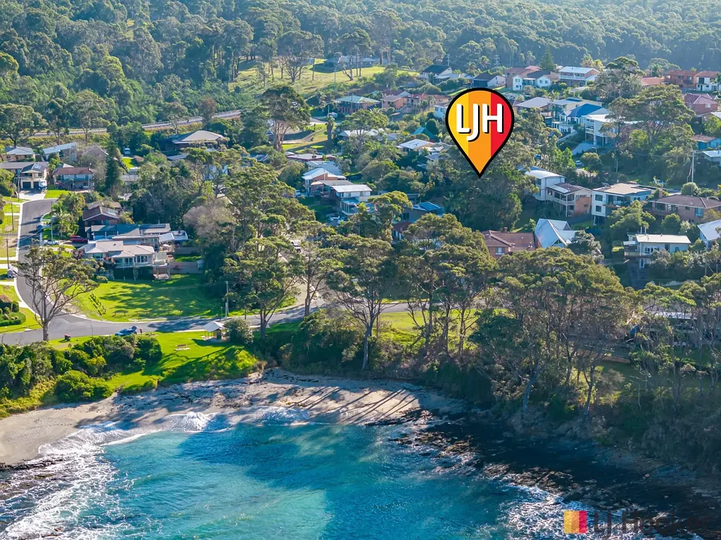 Malua Bay The view, the location, the potential - it all starts here.