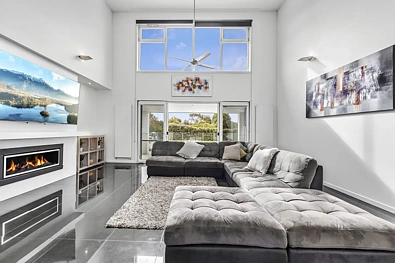 客厅 - 4 Bottlebrush Court, Torquay, VIC 3228