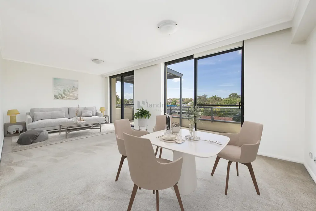 Stunning Top Floor Apartment