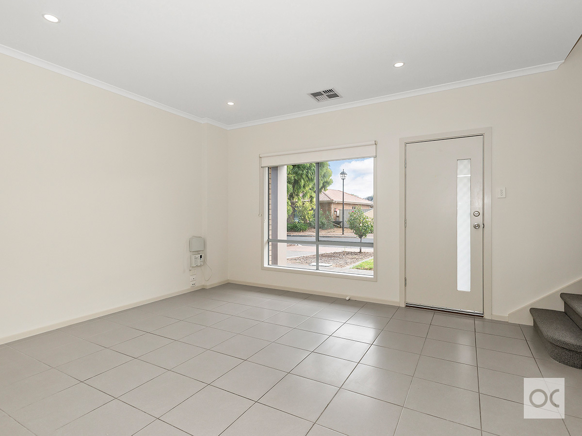 UNIT 1 31 NAUTICAL CCT, SEAFORD MEADOWS SA 5169, 0部屋, 0バスルーム, Townhouse