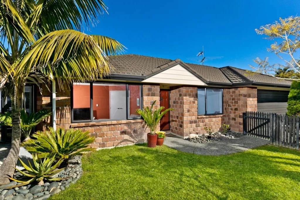 Modern Family Living in a Prime Location