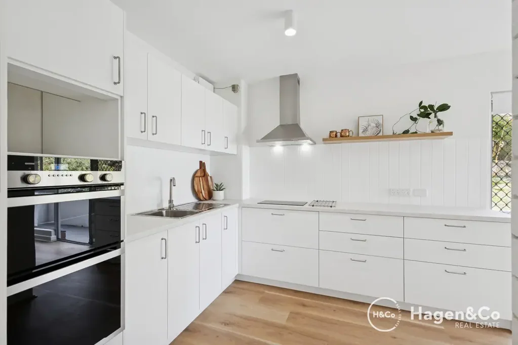 Beachside Living at Its Best – Scarborough Gem!