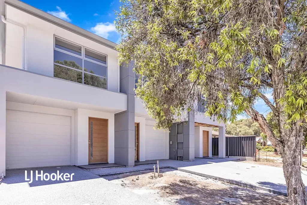 FANTASTIC MODERN HOME!!