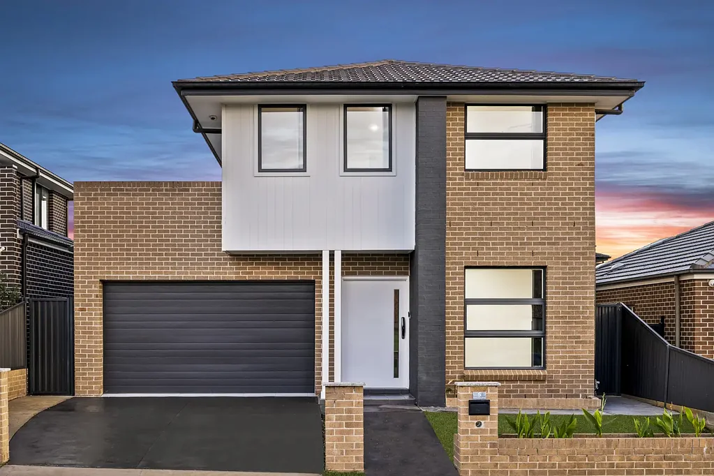 Edmondson Park 4कमरा MODERN, FOUR BEDROOM, FAMILY RESIDENCE IN IDEAL LOCATION