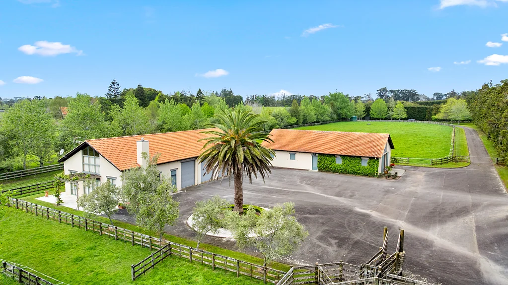 Kumeu 9 hectare subdividable equestrian excellence