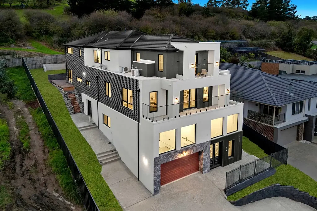 Berwick 6Kwarto A Brand New Four-Level Architectural Masterpiece with Unrivalled Luxury & Panoramic Views