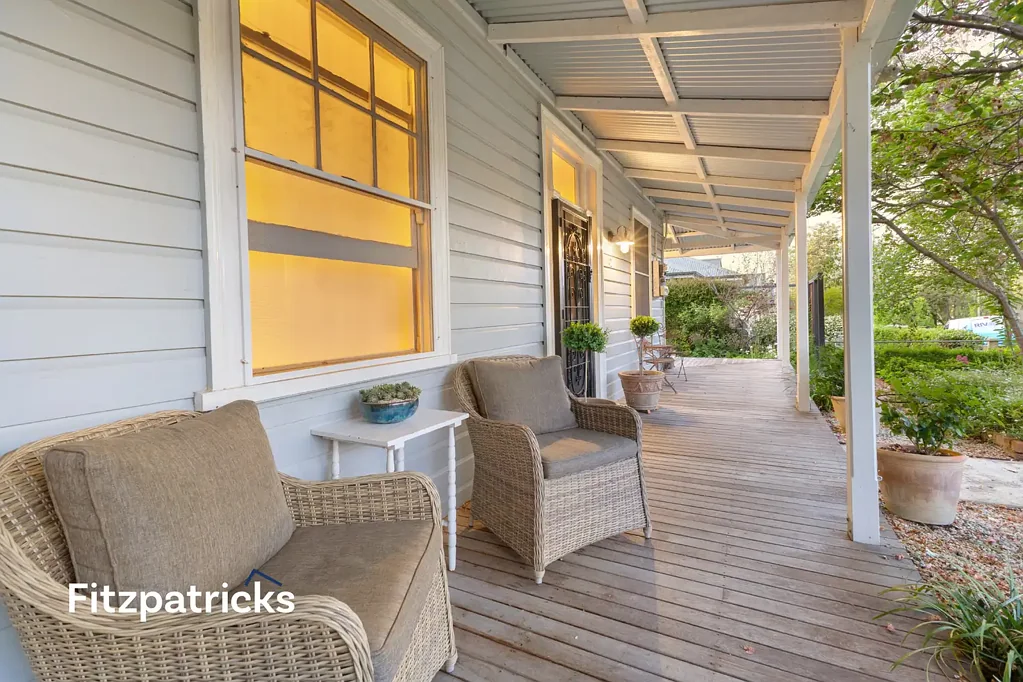 42 Flinders Street, Turvey Park, NSW 2650