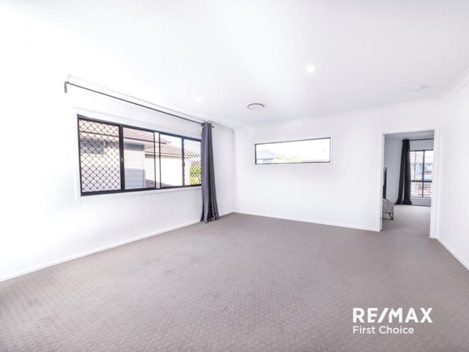 32 PARAGON ST, ROCHEDALE QLD 4123, 0 chambres, 0 salles de bain, House