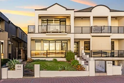 44 South Esplanade, Glenelg South