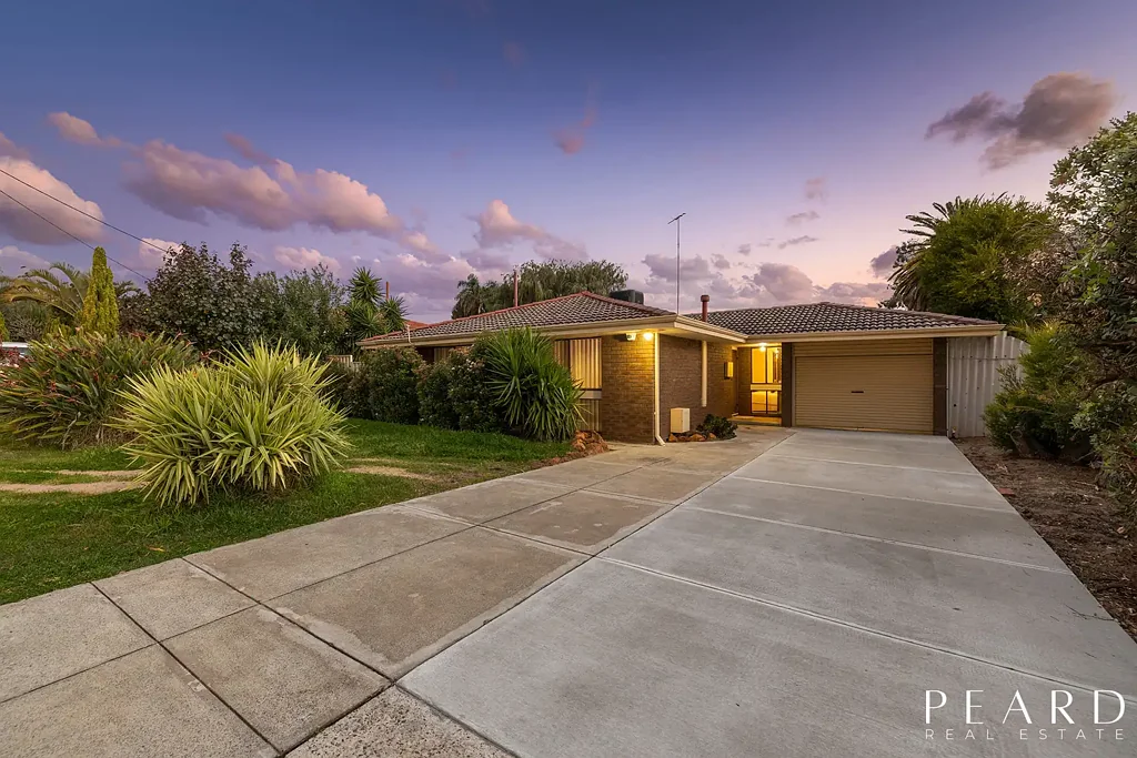 22 Napier Road, Marangaroo, WA 6064