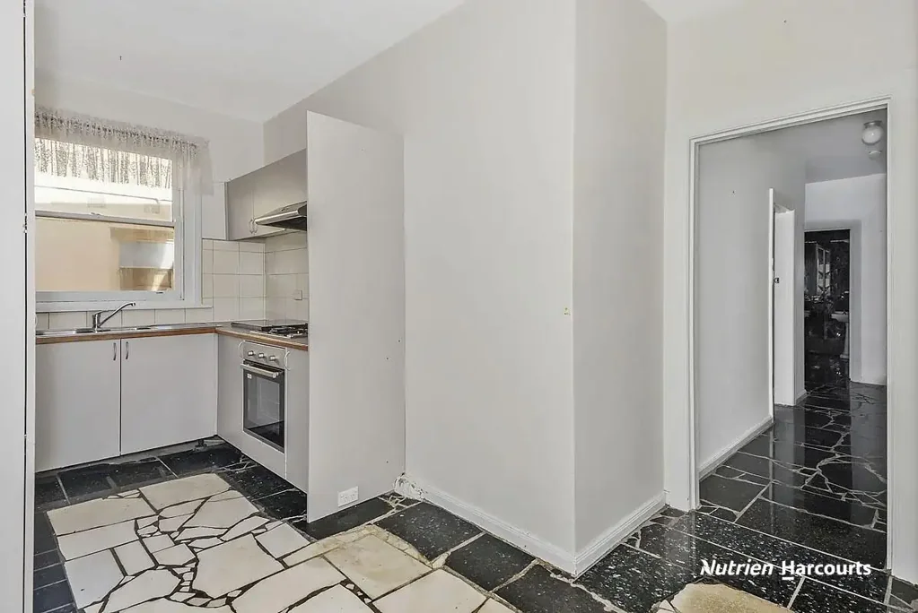 Central Location 2 Bedroom Unit
