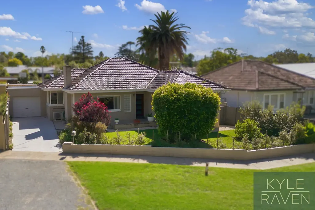 Wangaratta 3બેડરૂમ CLASSY RENOVATION COUPLED WITH CENTRAL LOCATION