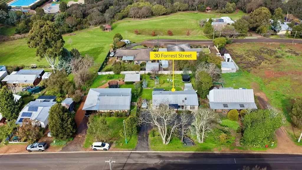 Bridgetown 4房  Charming Country Haven with Sweeping Bridgetown Views