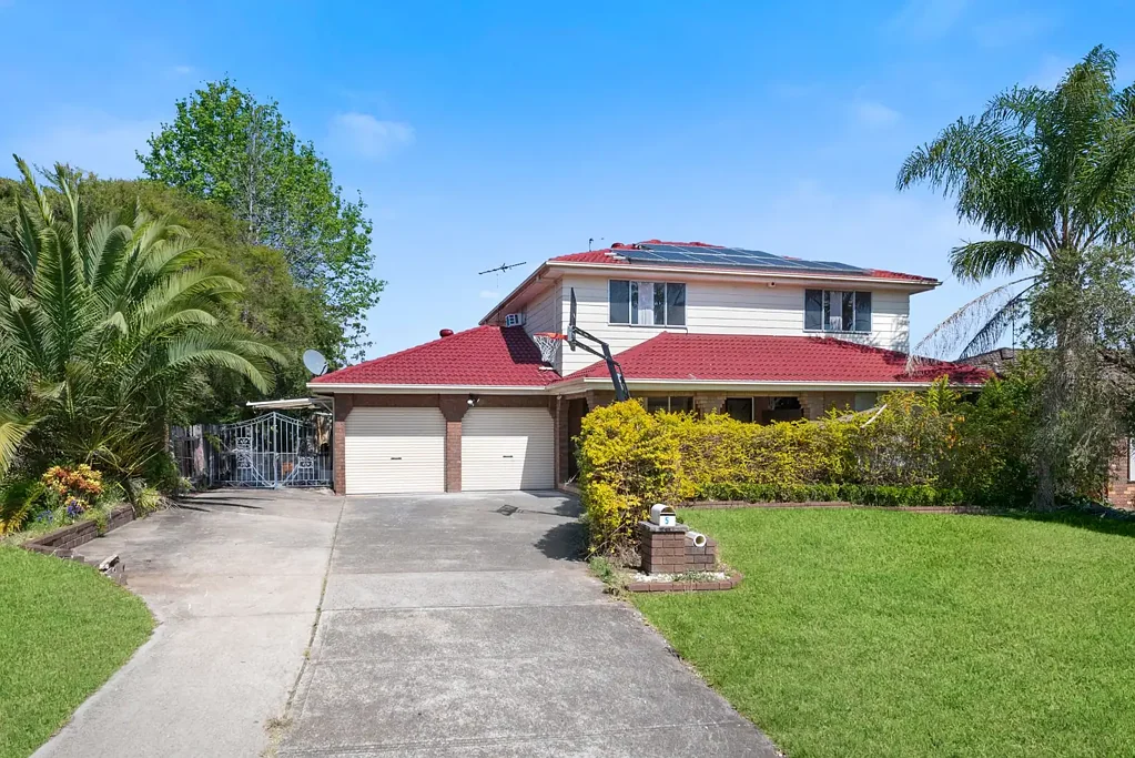 5 Boobook Place, Ingleburn, NSW 2565