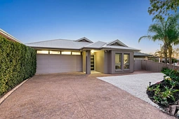 5A Wicks Avenue, Felixstow