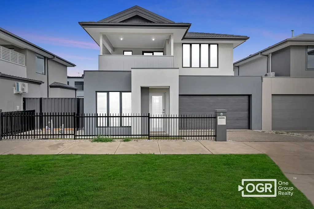 Stunning Home with Modern Kitchen and Expansive Balcony for Rent in Kalkallo!