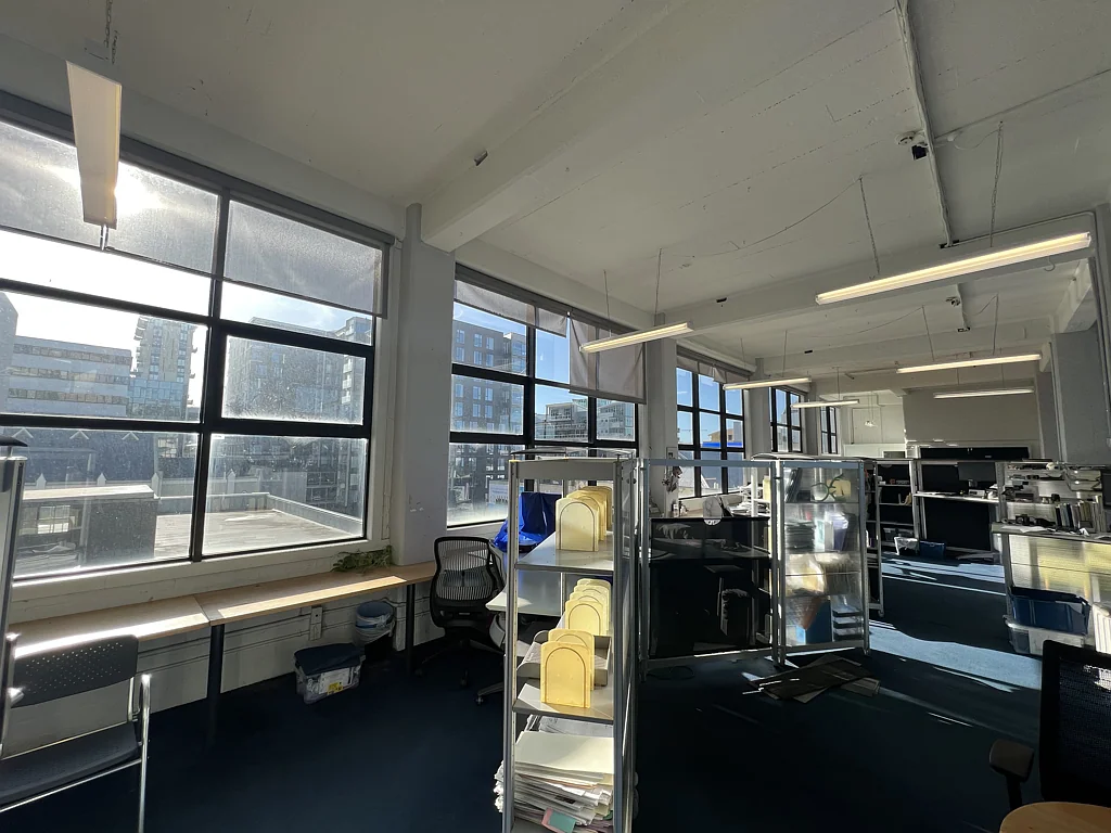 Te Aro Character, high stud Office