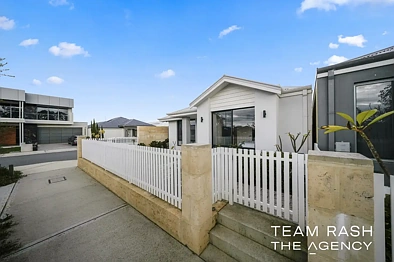 Bennett Springs 3房  An Exceptional Parkside Residence Crafted for Modern Family Living!