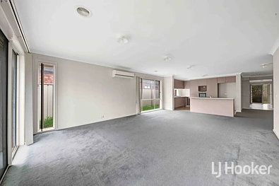 24 Magpie Street, Brookfield, VIC 3338, 3 Kuwarto, 2 Banyo, House