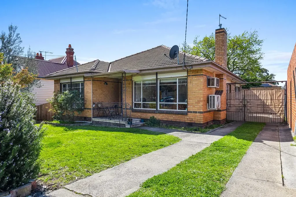 2A Newcastle Street, Preston, VIC 3072