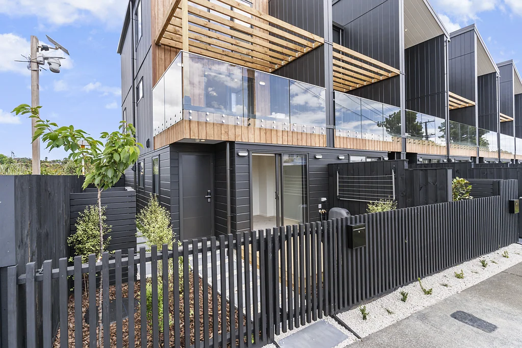Modern Luxury | Unbeatable Location